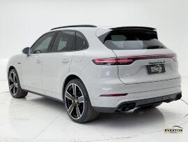 Cayenne 
