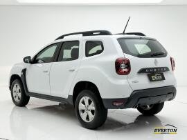 DUSTER 